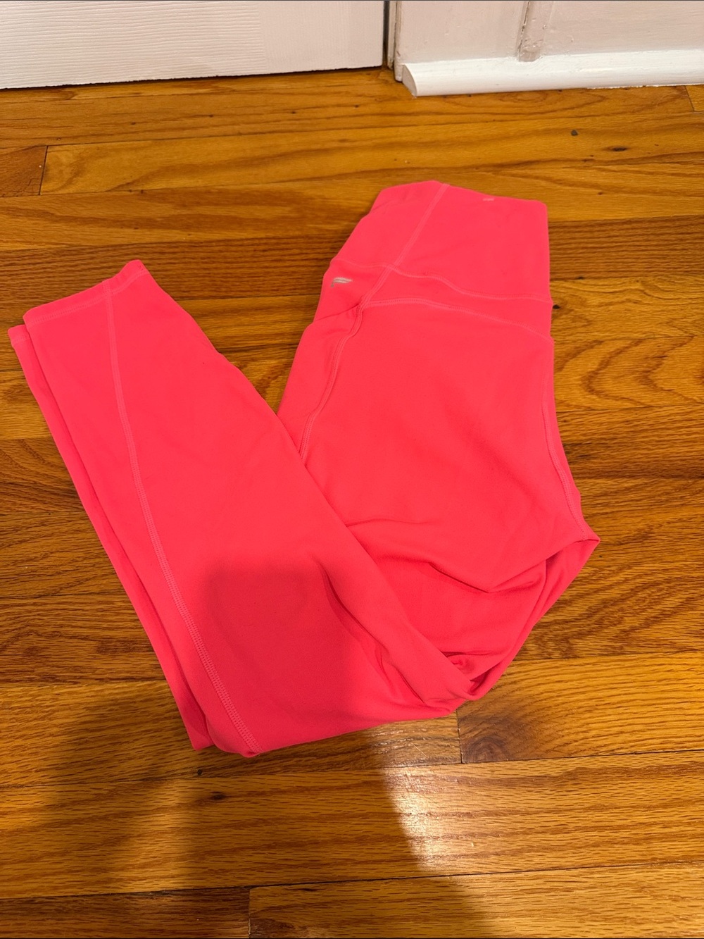 Fabletics Hot Pink Capris - Picture 4 of 4